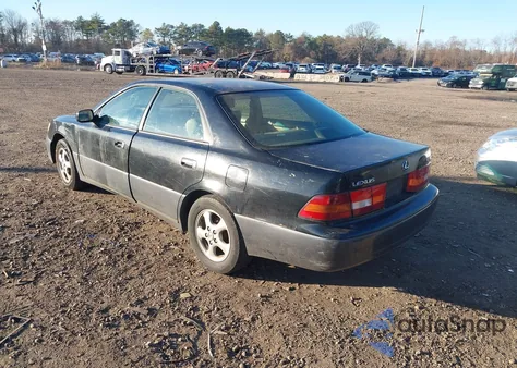 1997 Lexus Es 300 z USA, uszkodzony, nr VIN JT8BF22G0V5001591